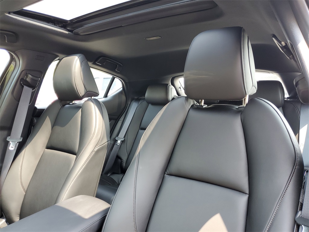 2025 Mazda Mazda3 Hatchback 2.5 s Preferred photo 11