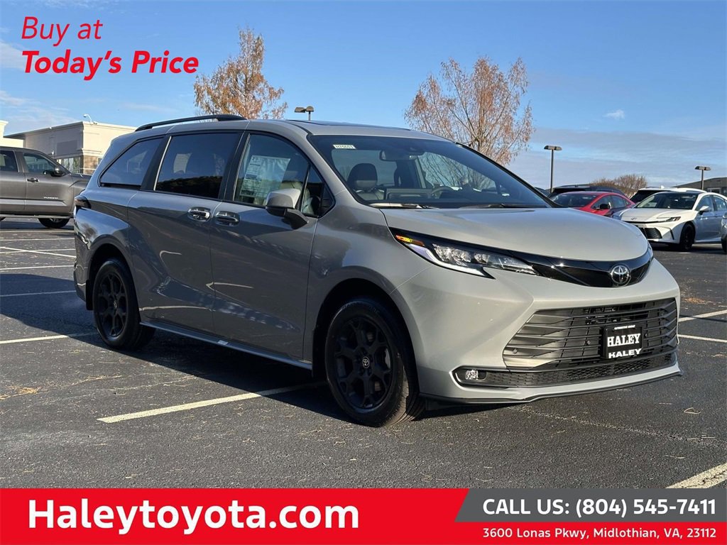 2026 Toyota Sienna Woodland Edition's photo
