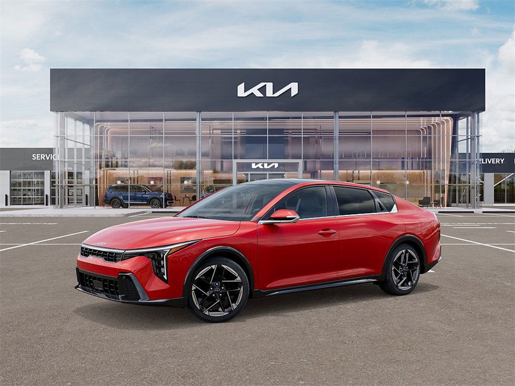 2025 Kia K4 GT-Line photo 3