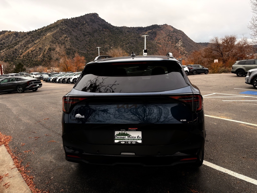 2026 Kia Sportage Plug-In Hybrid X-Line photo 2