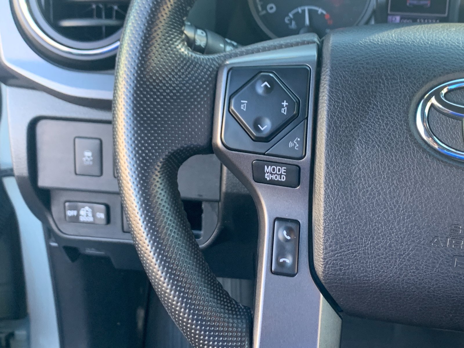 2021 Toyota Tacoma TRD Pro photo 25