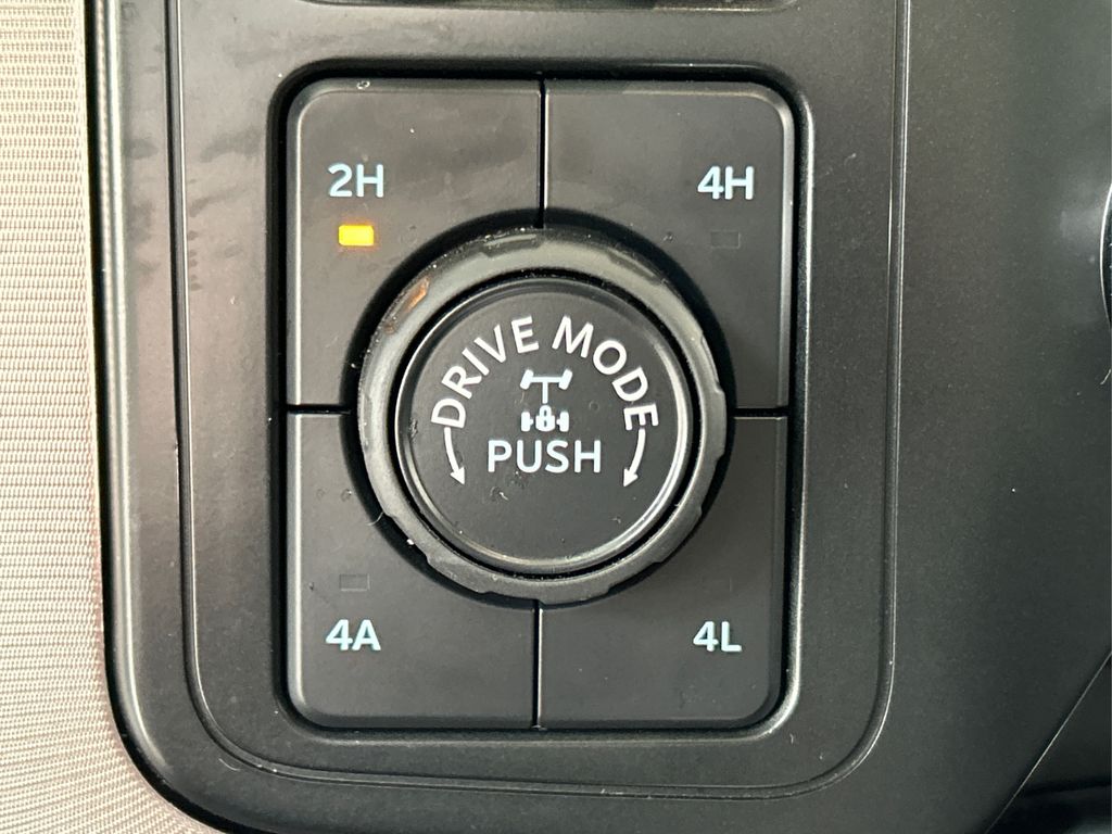 2024 Ford F-150 Platinum photo 35