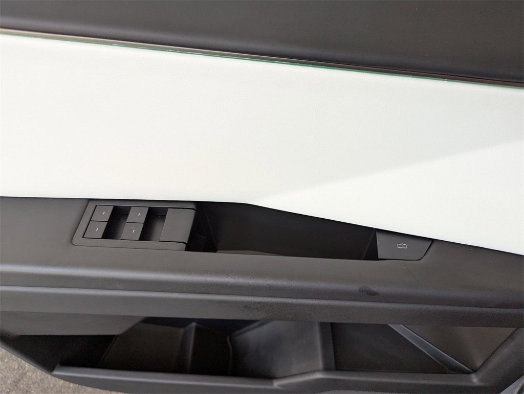 2024 Tesla Cybertruck Cyberbeast All-Wheel Drive photo 11