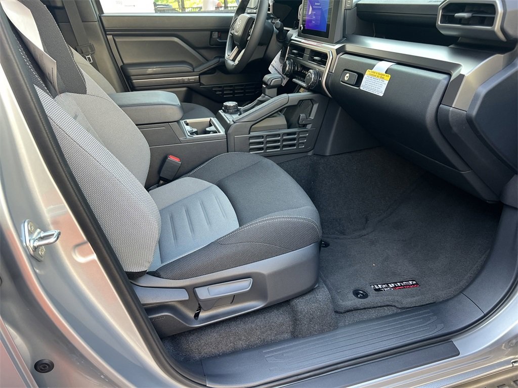 2025 Toyota 4Runner photo 13