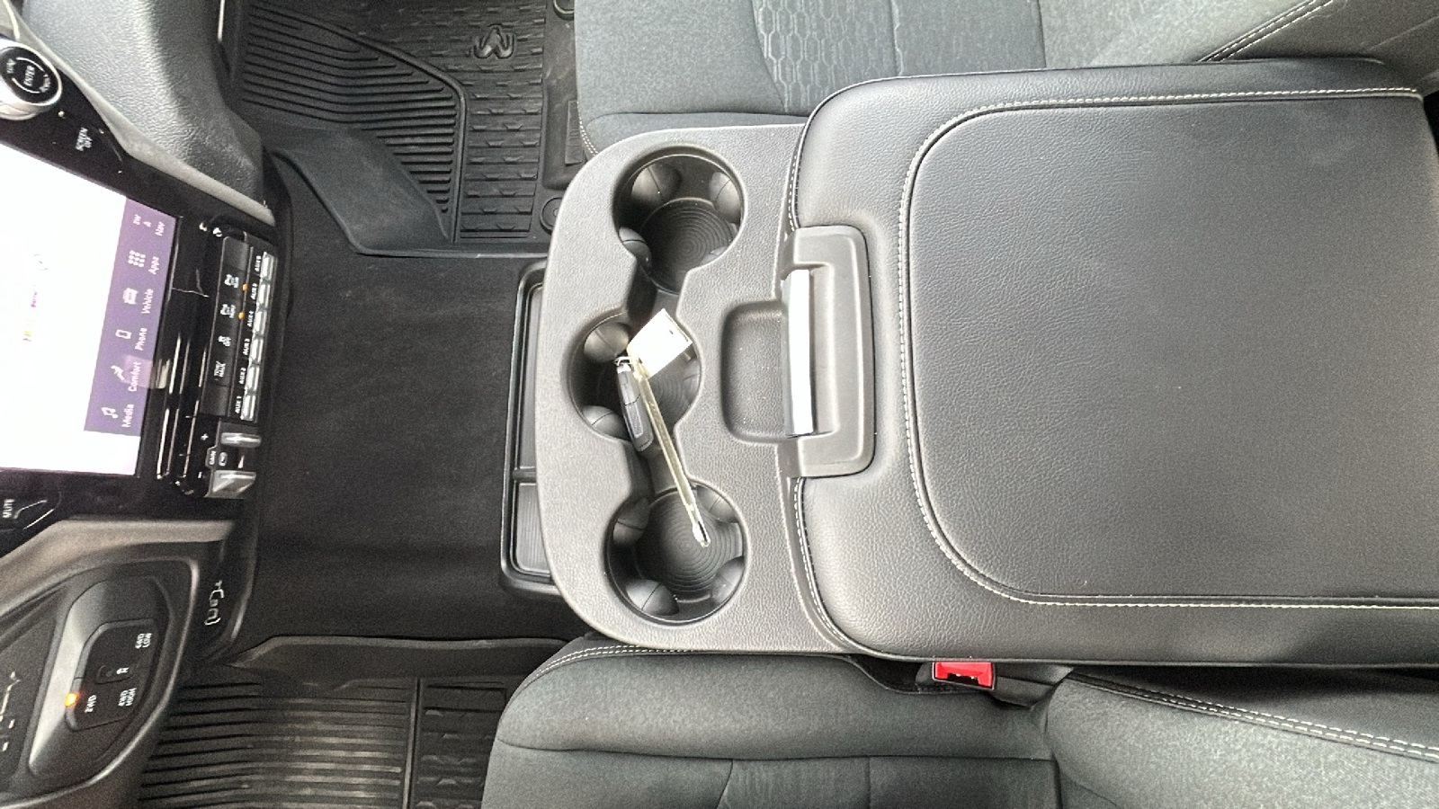 2025 Ram 2500 Tradesman photo 29