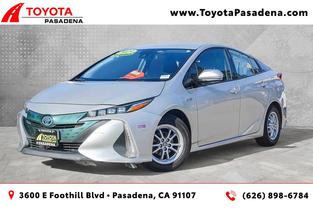 2019 Toyota Prius Prime Premium's photo