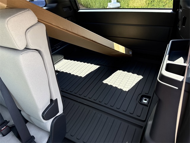 2025 Toyota 4Runner SR5 photo 15