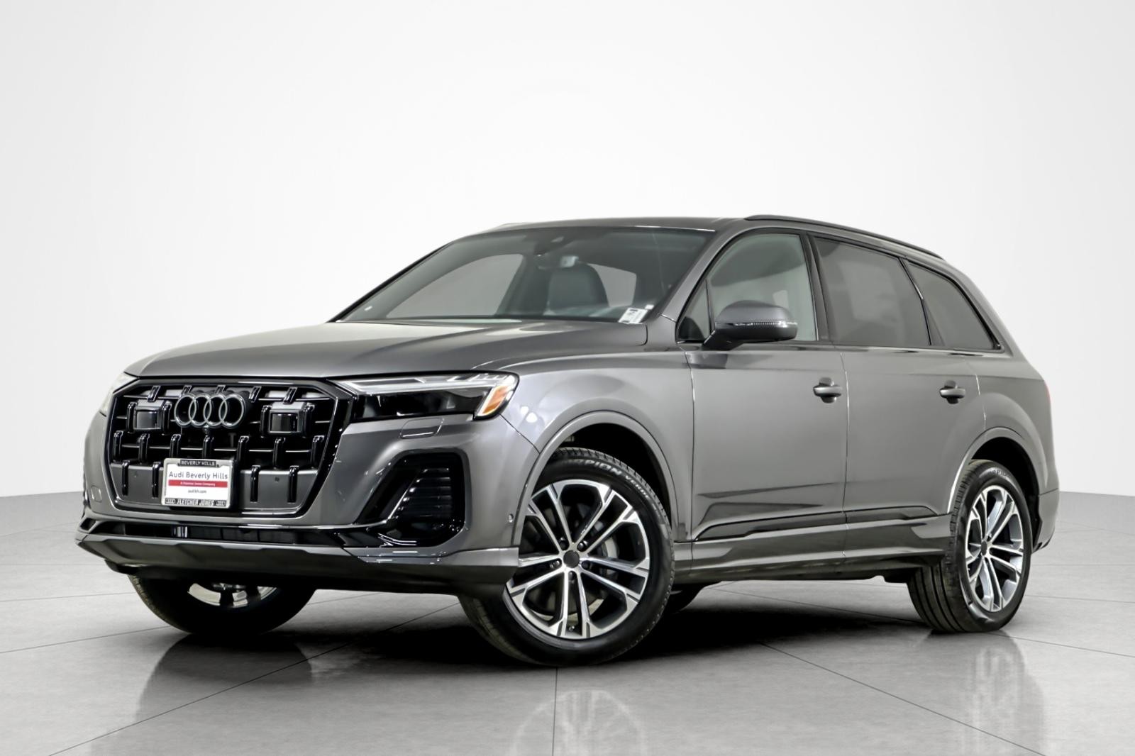 2026 Audi Q7 Premium Plus's photo