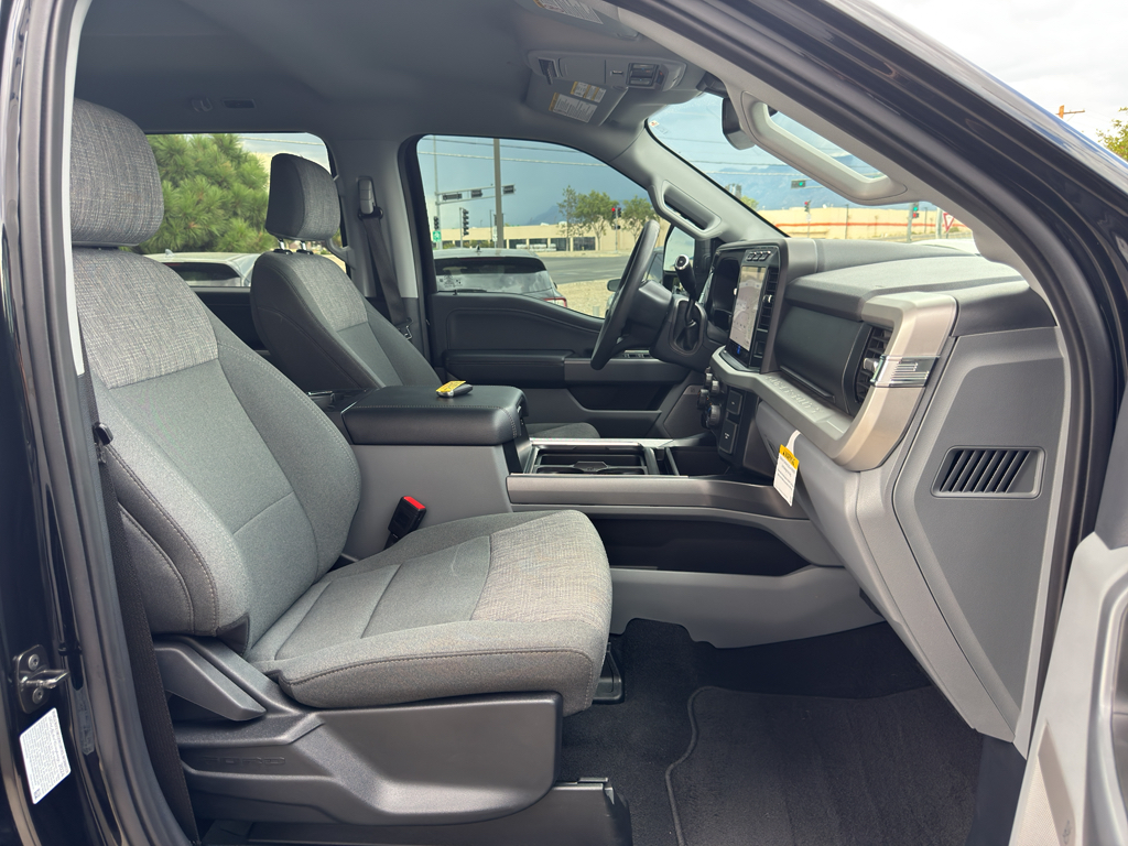 2024 Ford F-250 XLT photo 20