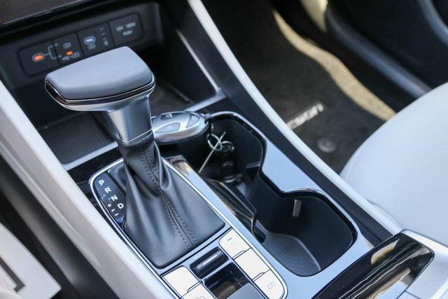 New 2025 Gray Hyundai SEL Convenience FWD image 15