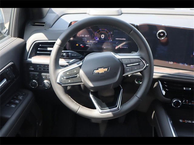 2025 Chevrolet Suburban Premier photo 15