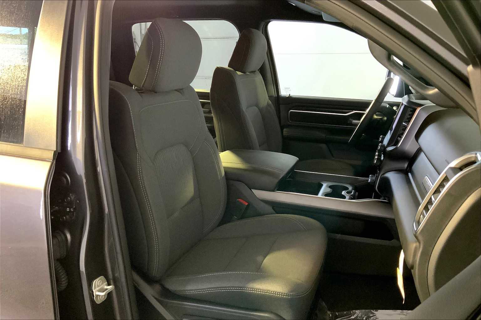 2024 Ram 1500 Big Horn photo 7