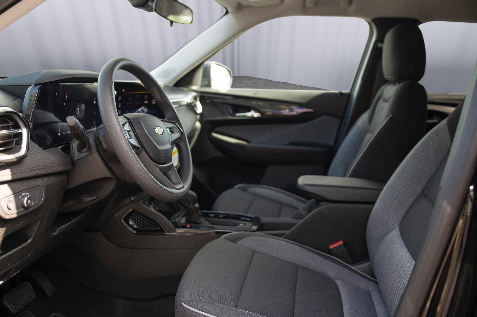 2026 Chevrolet Trailblazer LS photo 12