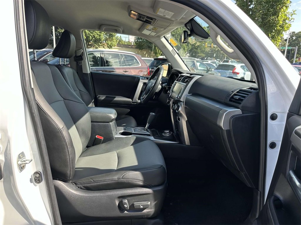 2024 Toyota 4Runner SR5 Premium photo 11