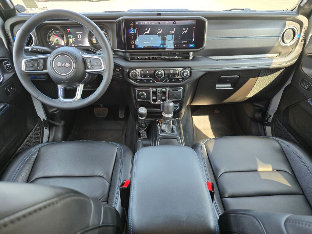 2024 Jeep Wrangler High Altitude 4xe photo 17