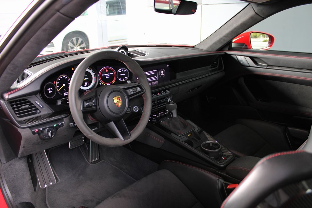 2022 Porsche 911 GT3 Touring photo 4