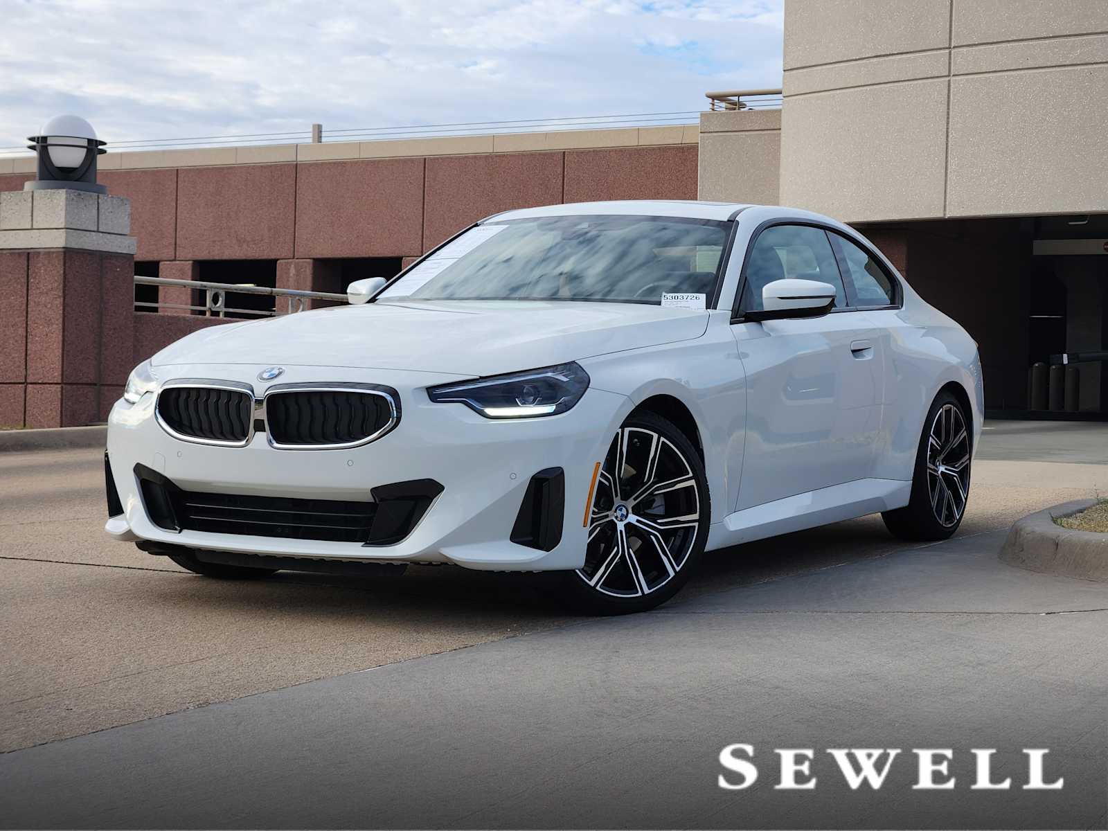 2024 BMW 2 Series 230i's photo