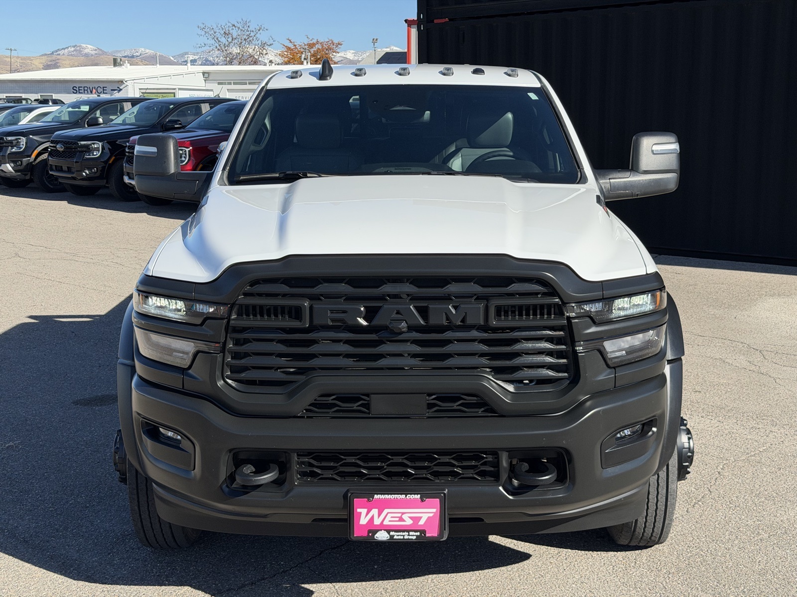 2025 Ram 5500 Tradesman photo 3