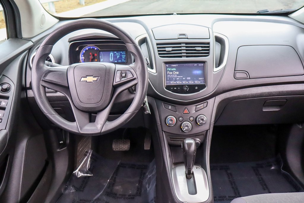 2016 Chevrolet Trax LS photo 13