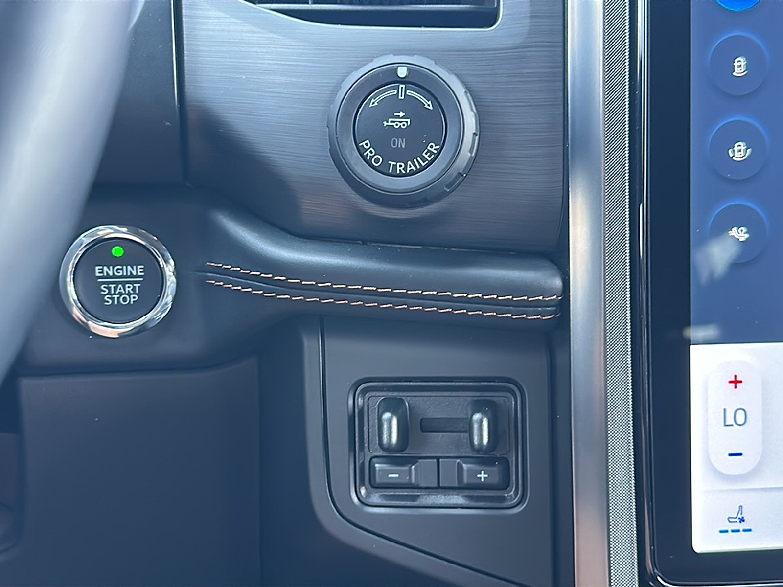 2024 Ford Expedition Platinum photo 16