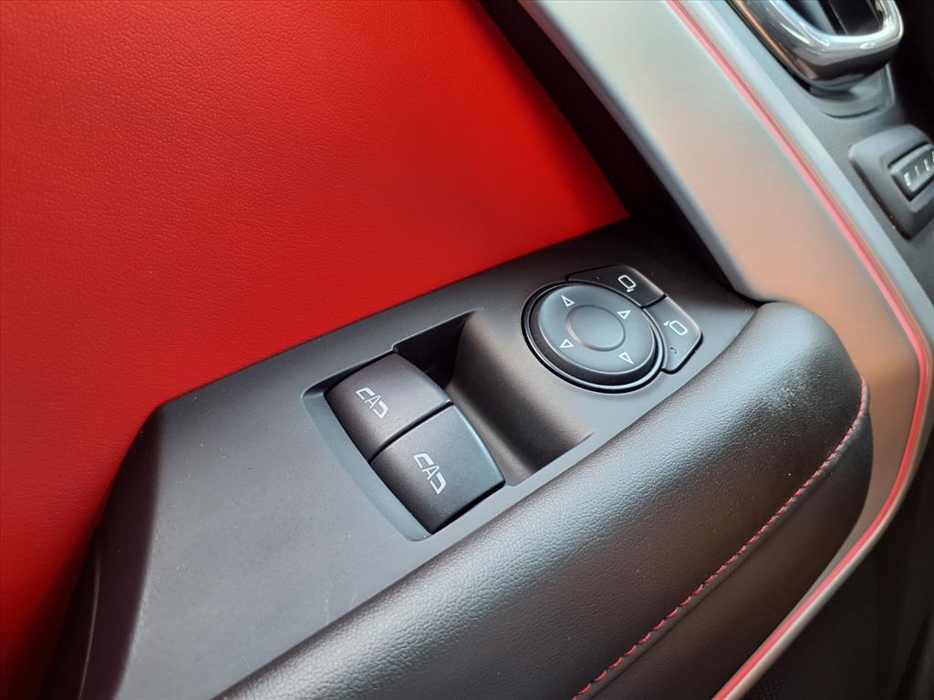 2016 Chevrolet Camaro SS photo 19