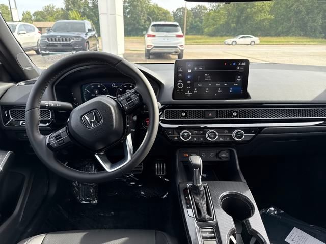 2026 Honda Civic Hatchback Hybrid Sport Touring photo 9