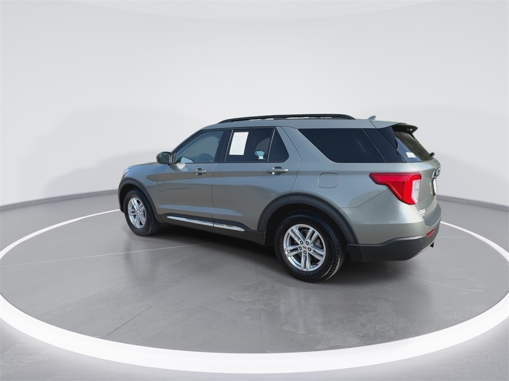 2020 Ford Explorer XLT photo 6