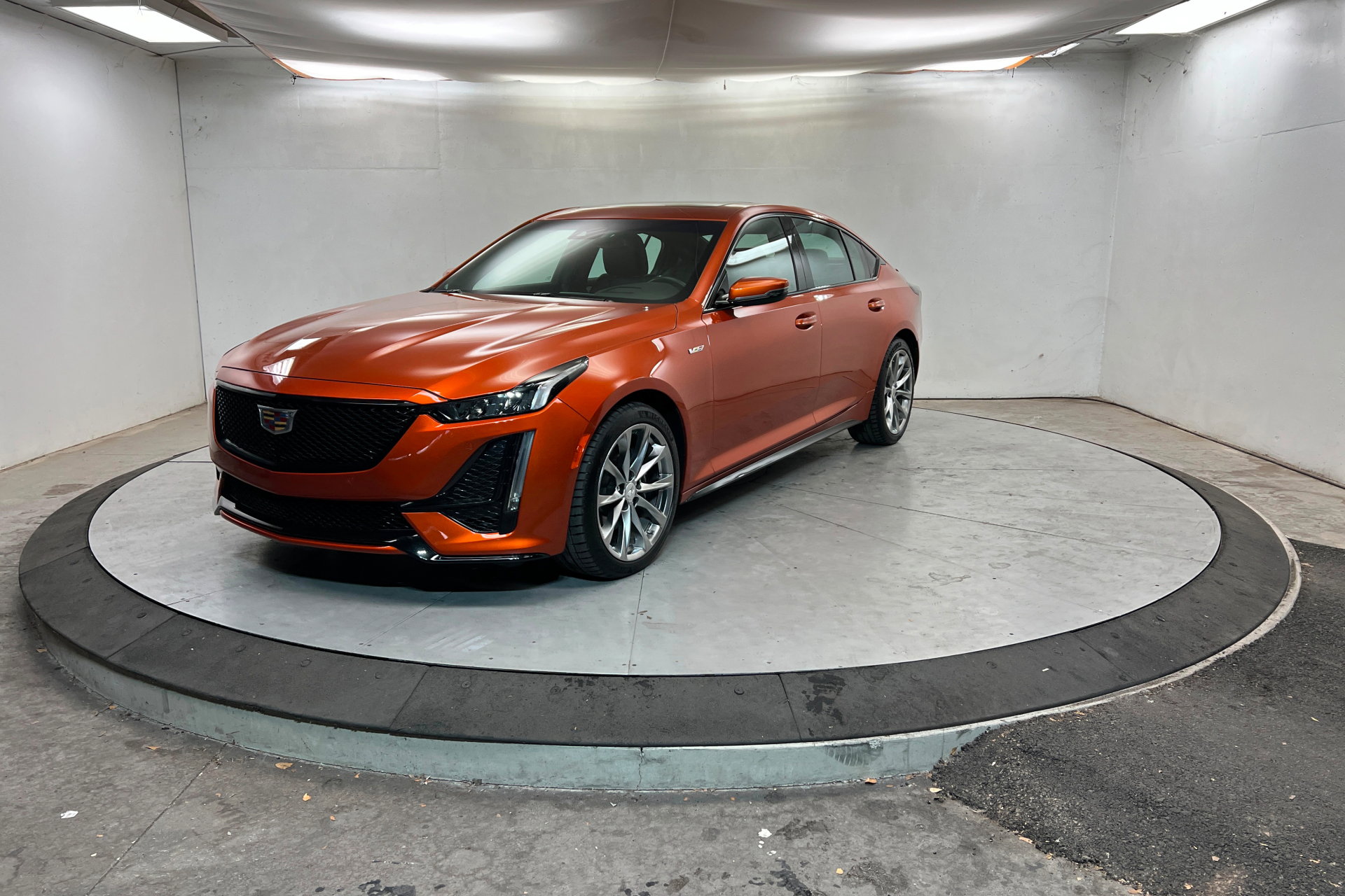 2023 Cadillac CT5 V-Series's photo