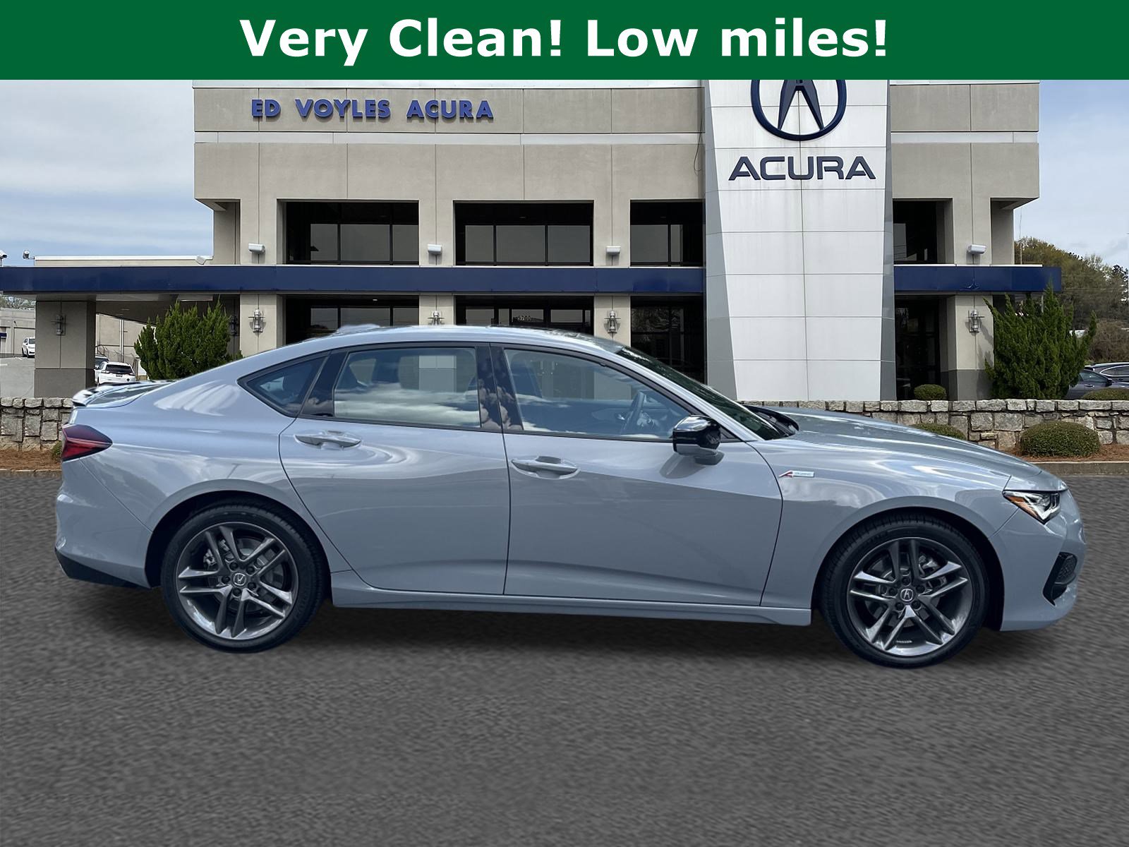 2025 Acura TLX SH-AWD A-Spec photo 4