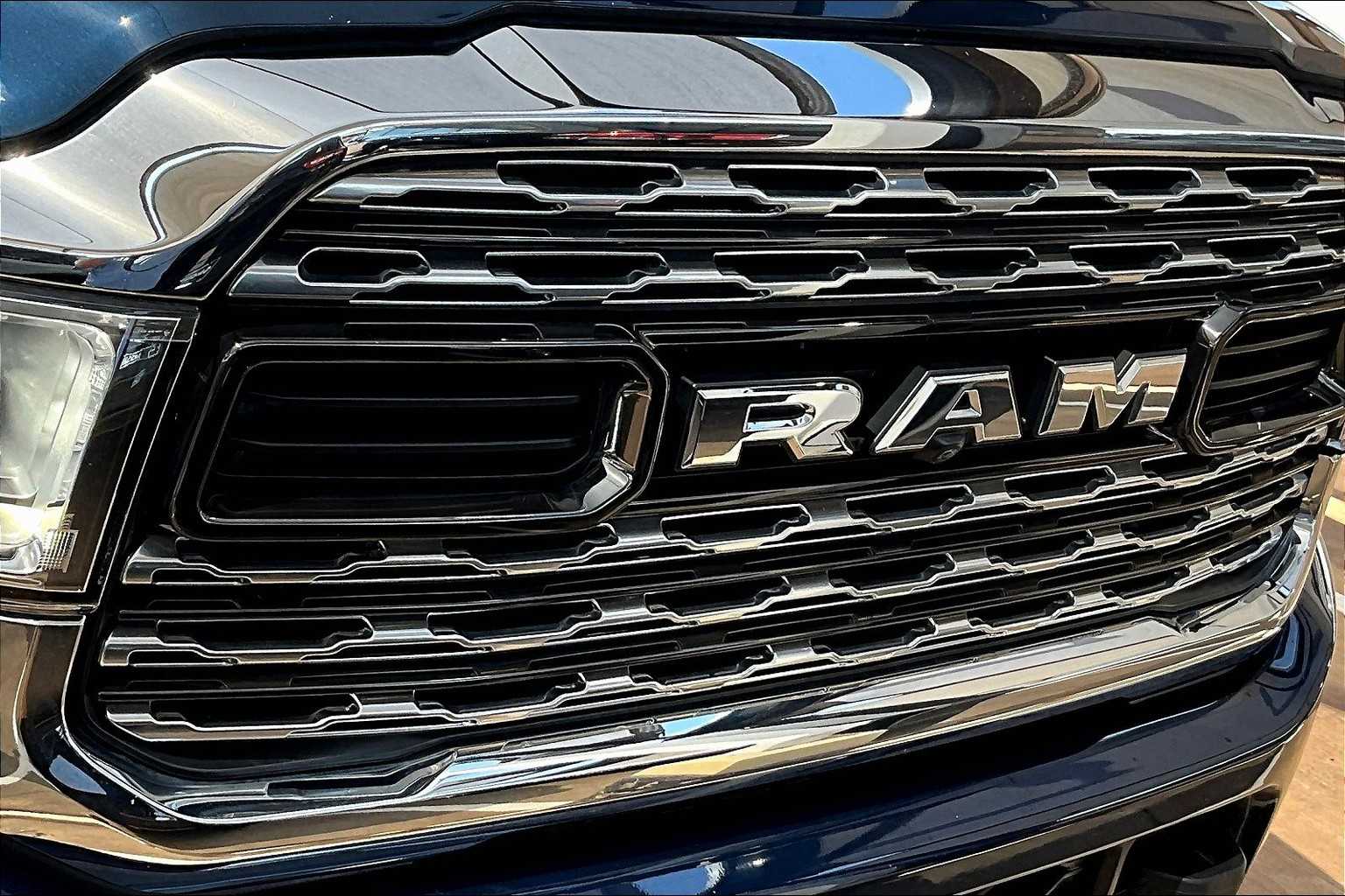 2024 Ram 3500 Limited photo 27