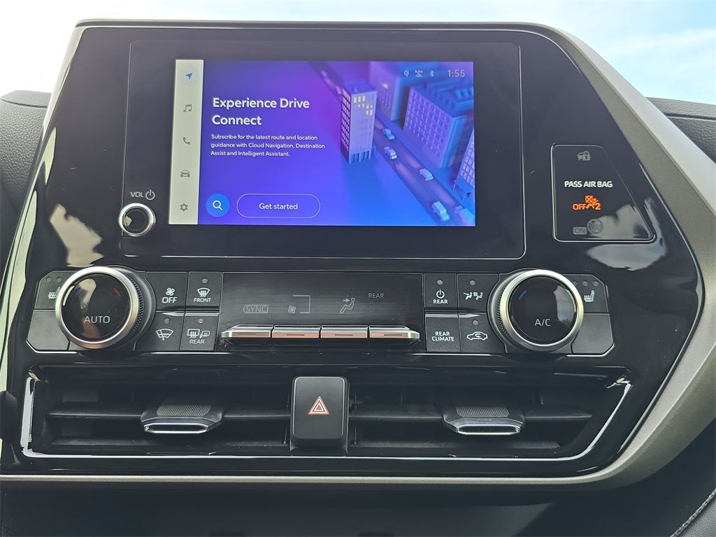 2023 Toyota Highlander XLE photo 27
