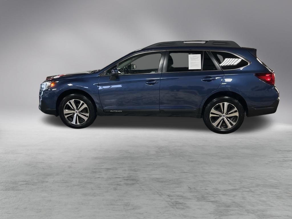 2019 Subaru Outback 2.5i photo 2