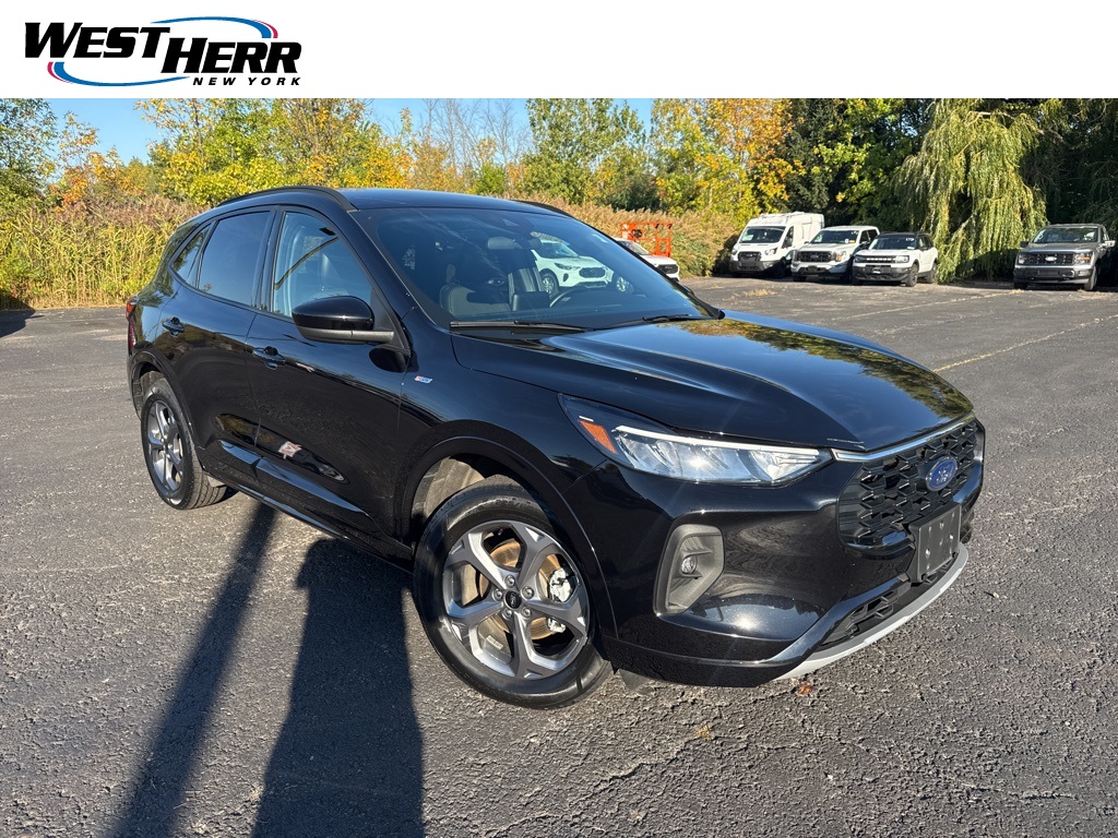 2023 Ford Escape ST-Line Select