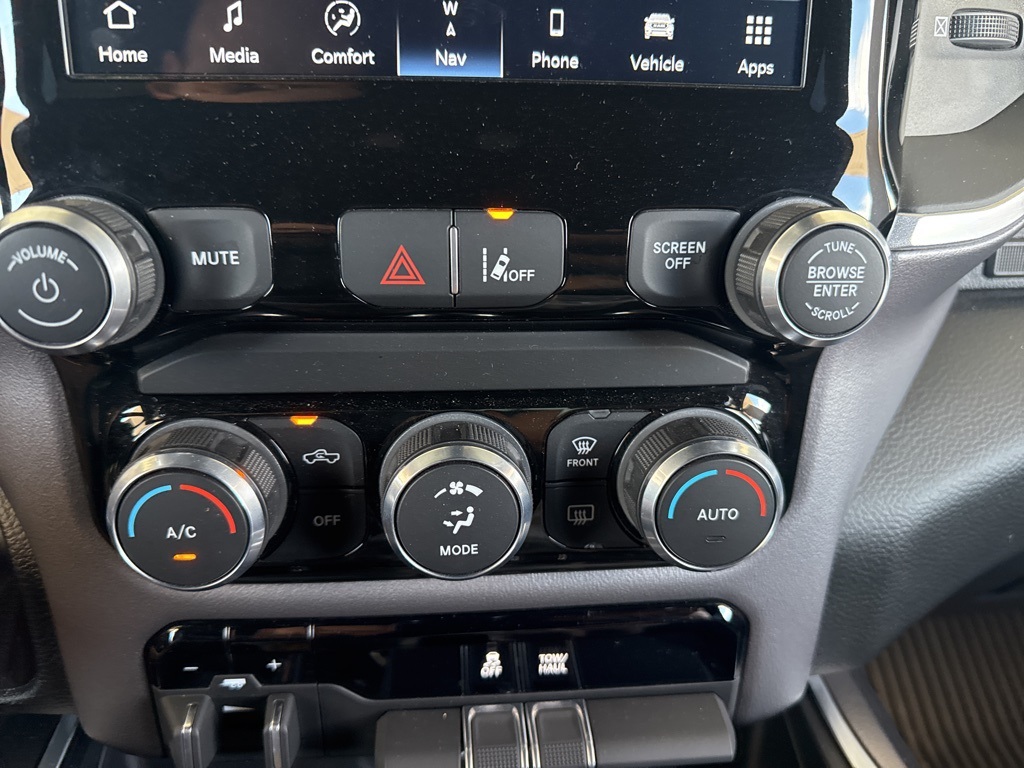 2022 Ram 1500 Big Horn Lone Star photo 8