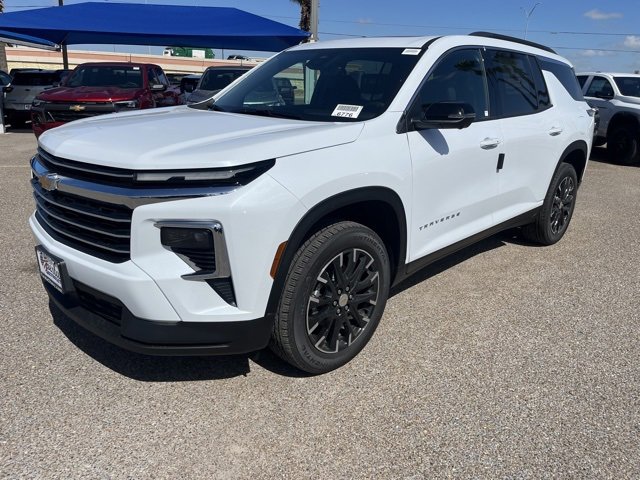 2026 Chevrolet Traverse photo 3