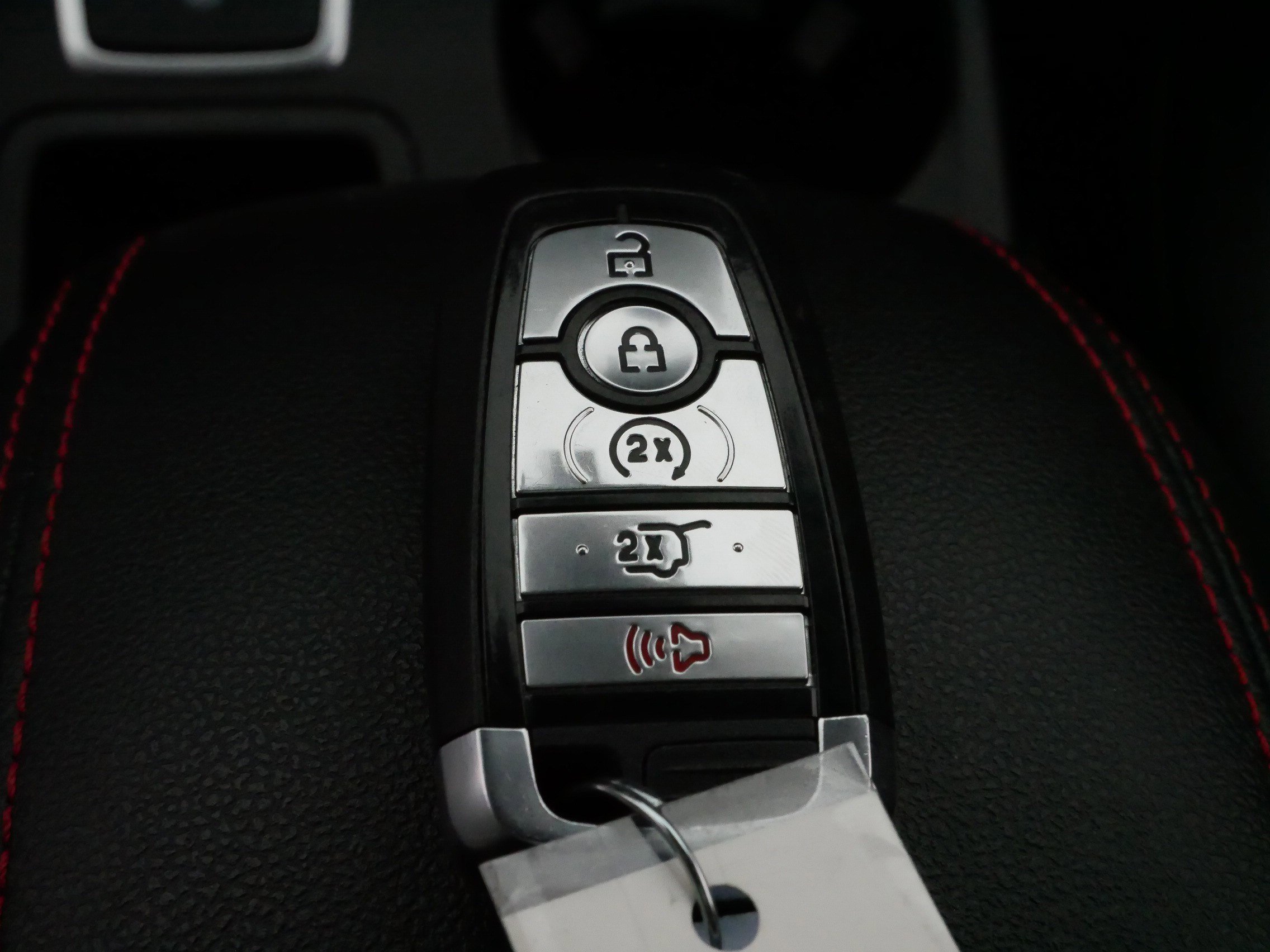 2024 Ford Escape ST-Line photo 26