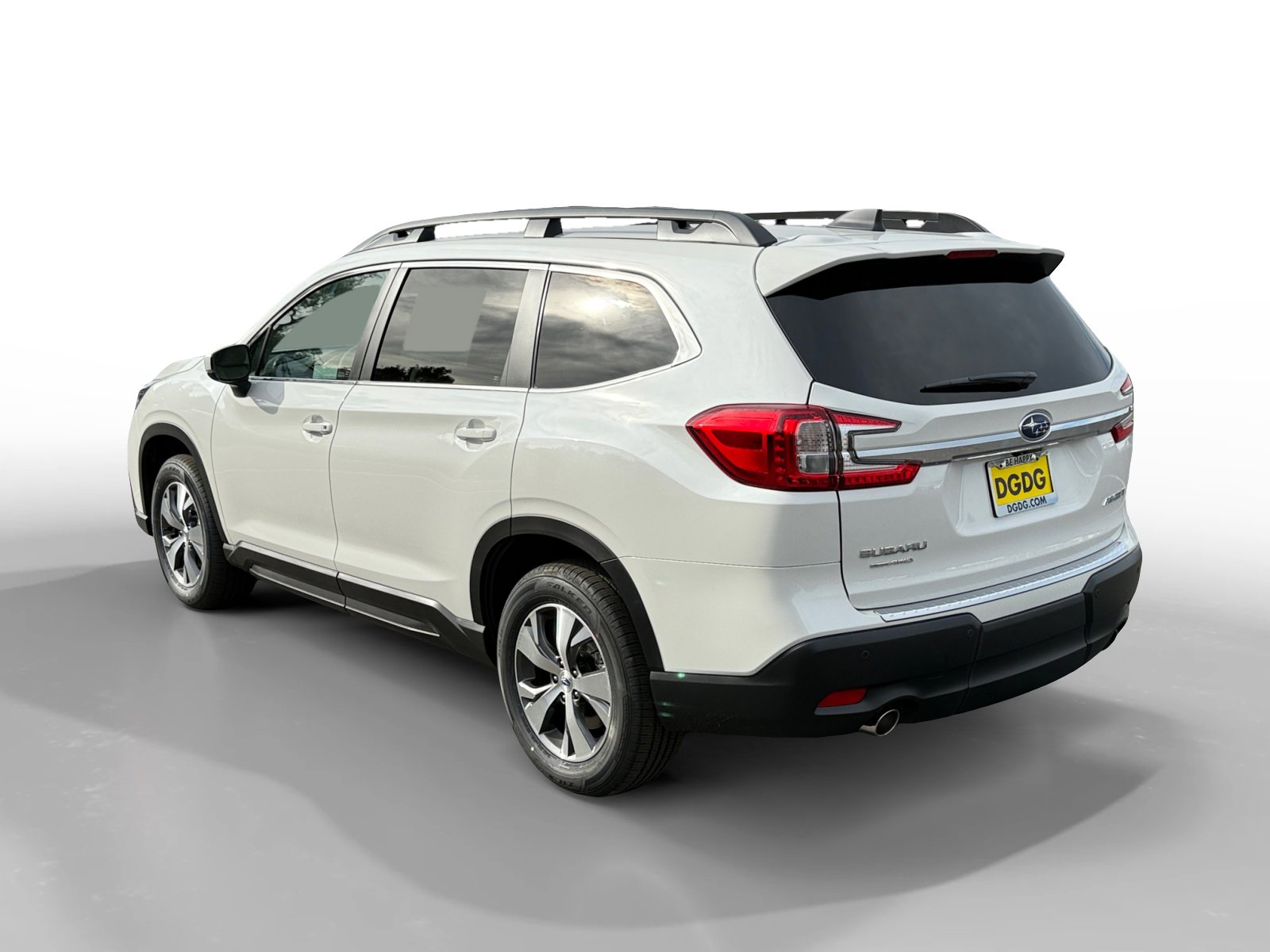 2025 Subaru Ascent Premium photo 2