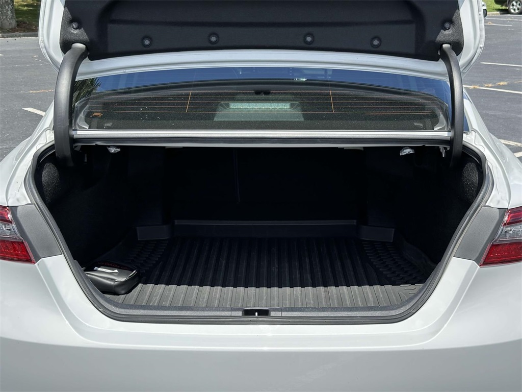 2023 Toyota Camry XSE photo 13