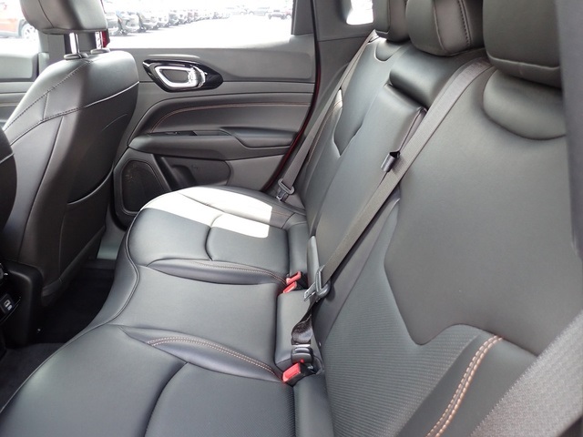2022 Jeep Compass High Altitude photo 13
