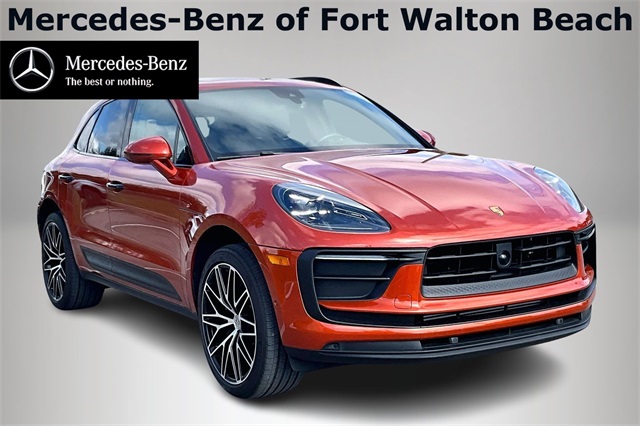 2024 Porsche Macan Base's photo