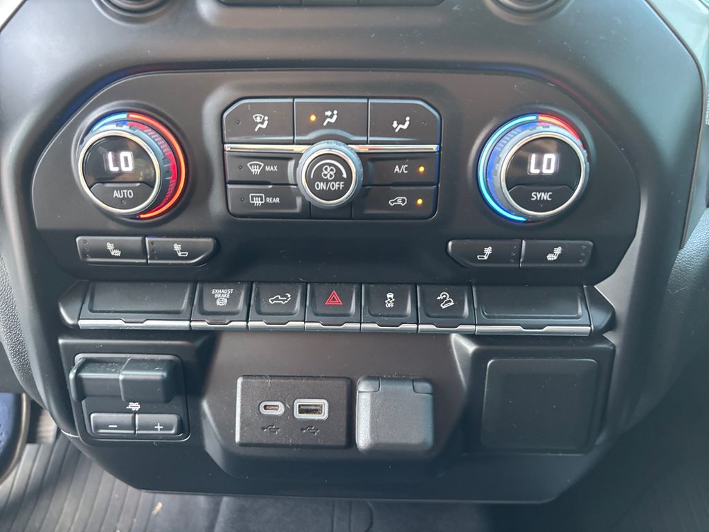 2023 Chevrolet Silverado 2500HD LT photo 26
