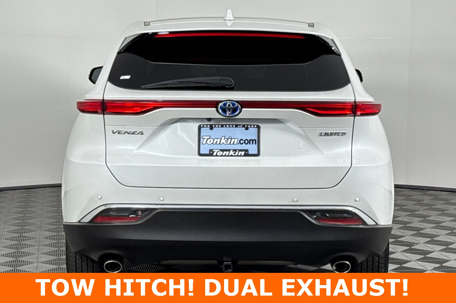 2024 Toyota Venza Limited photo 2