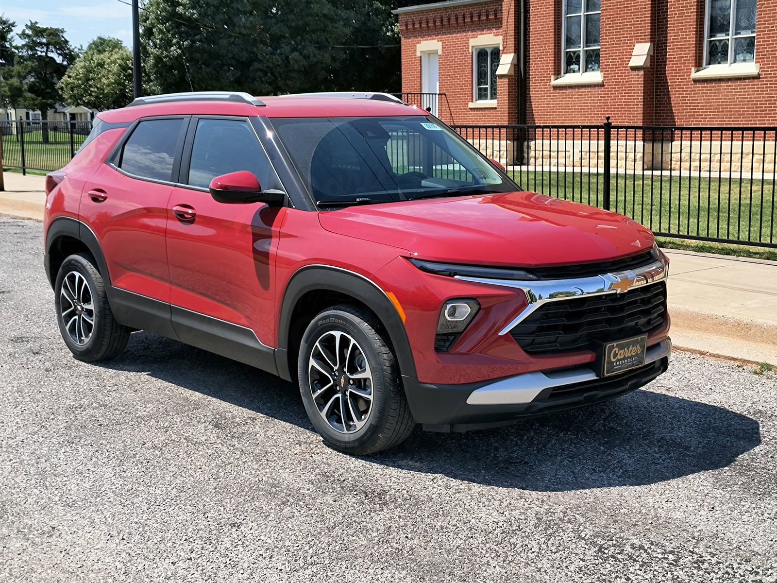 2026 Chevrolet Trailblazer LT photo 2