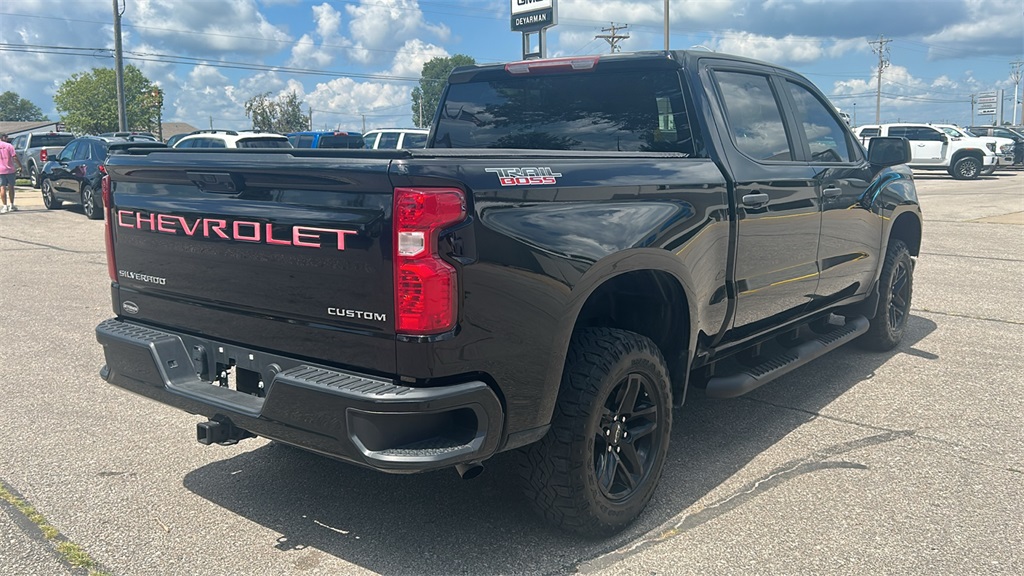 2022 Chevrolet Silverado 1500 Custom Trail Boss photo 3