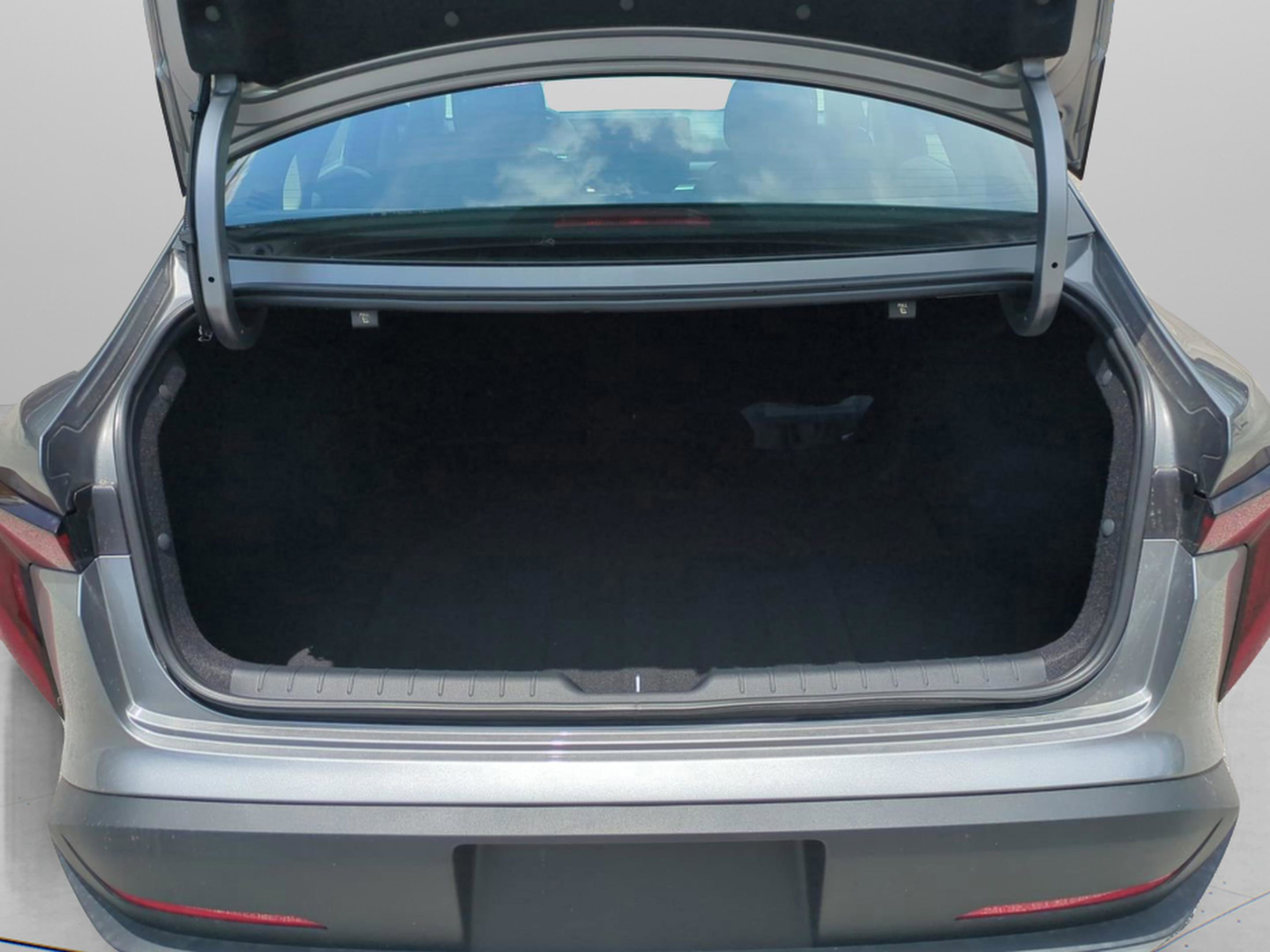 2025 Kia K4 LXS photo 11