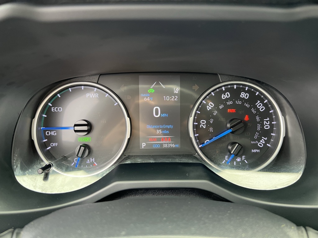 2020 Toyota RAV4 Hybrid LE photo 16