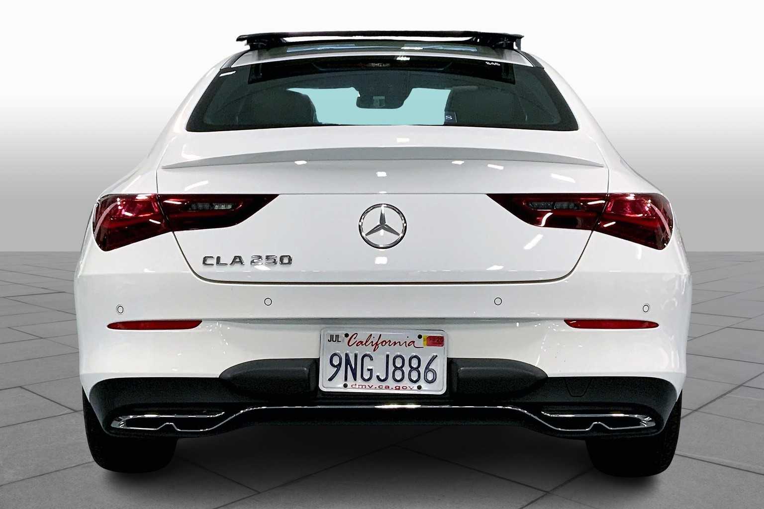 2025 Mercedes Benz CLA 250 photo 4