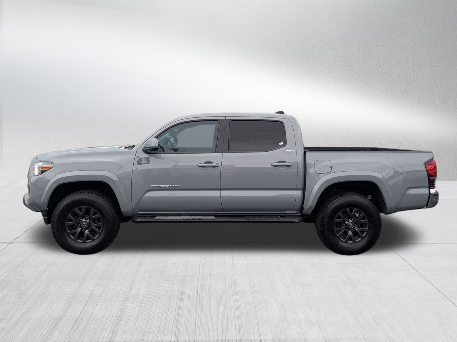 2020 Toyota Tacoma SR5 4x4 photo 2