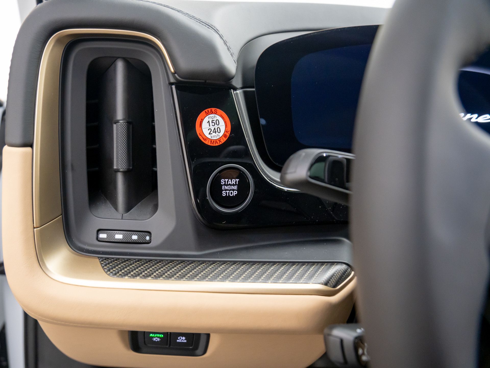 2025 Porsche Cayenne Coupe S photo 16