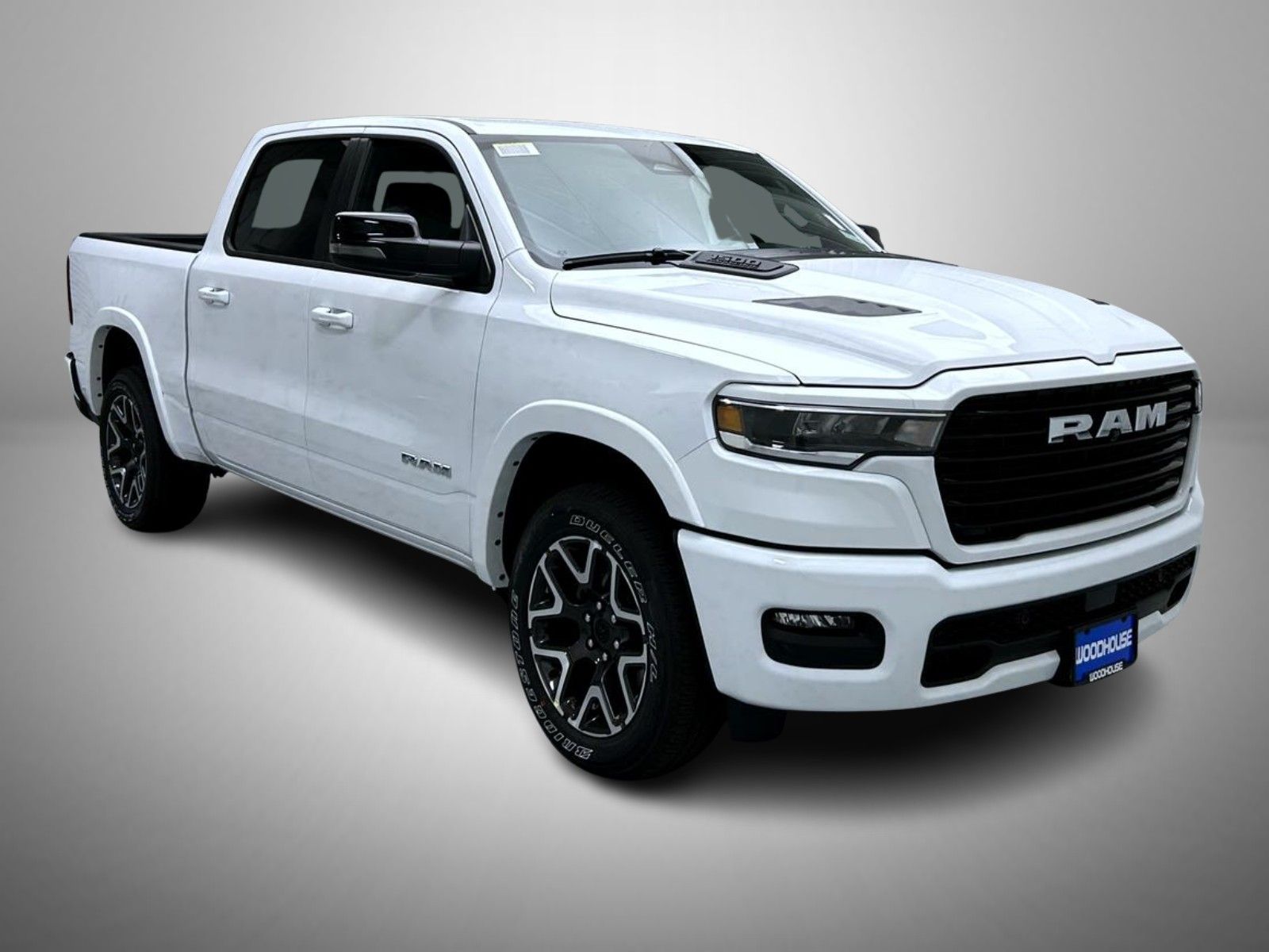 2026 Ram 1500 Laramie photo 3